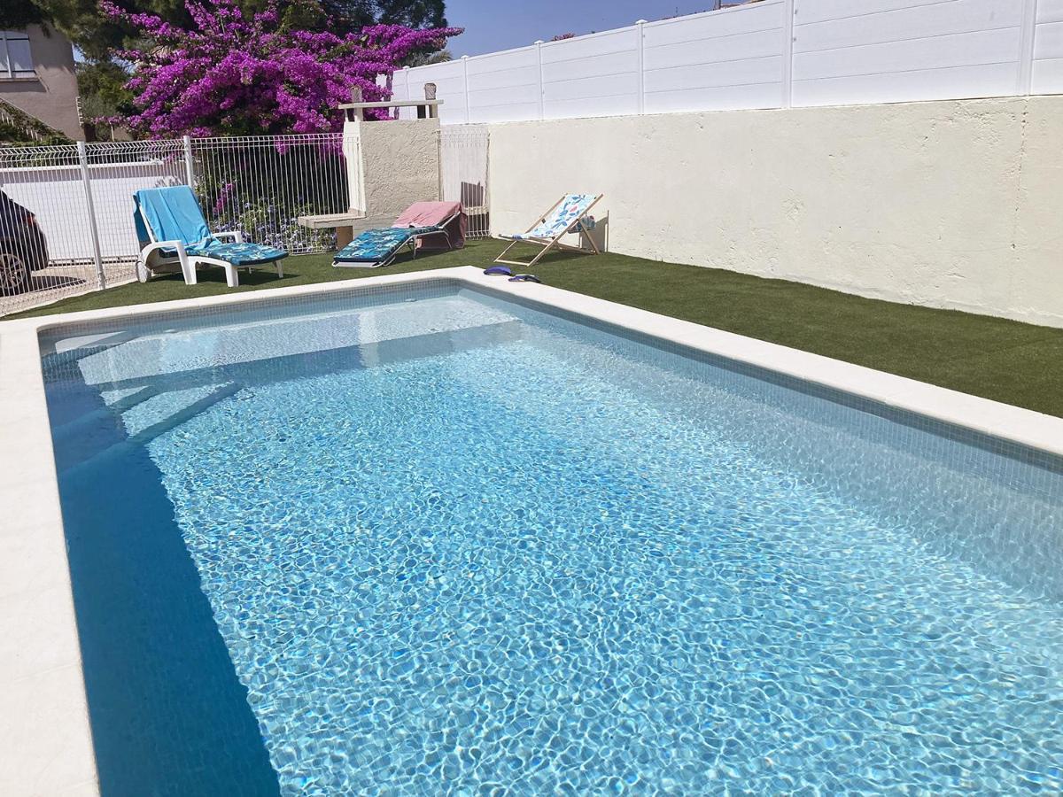 Magnifique Villa Avec Piscine فيلنوف ليه ماجولون المظهر الخارجي الصورة